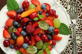 La primavera a tavola: frutta  e verdura a volontà con qualche sfizio!